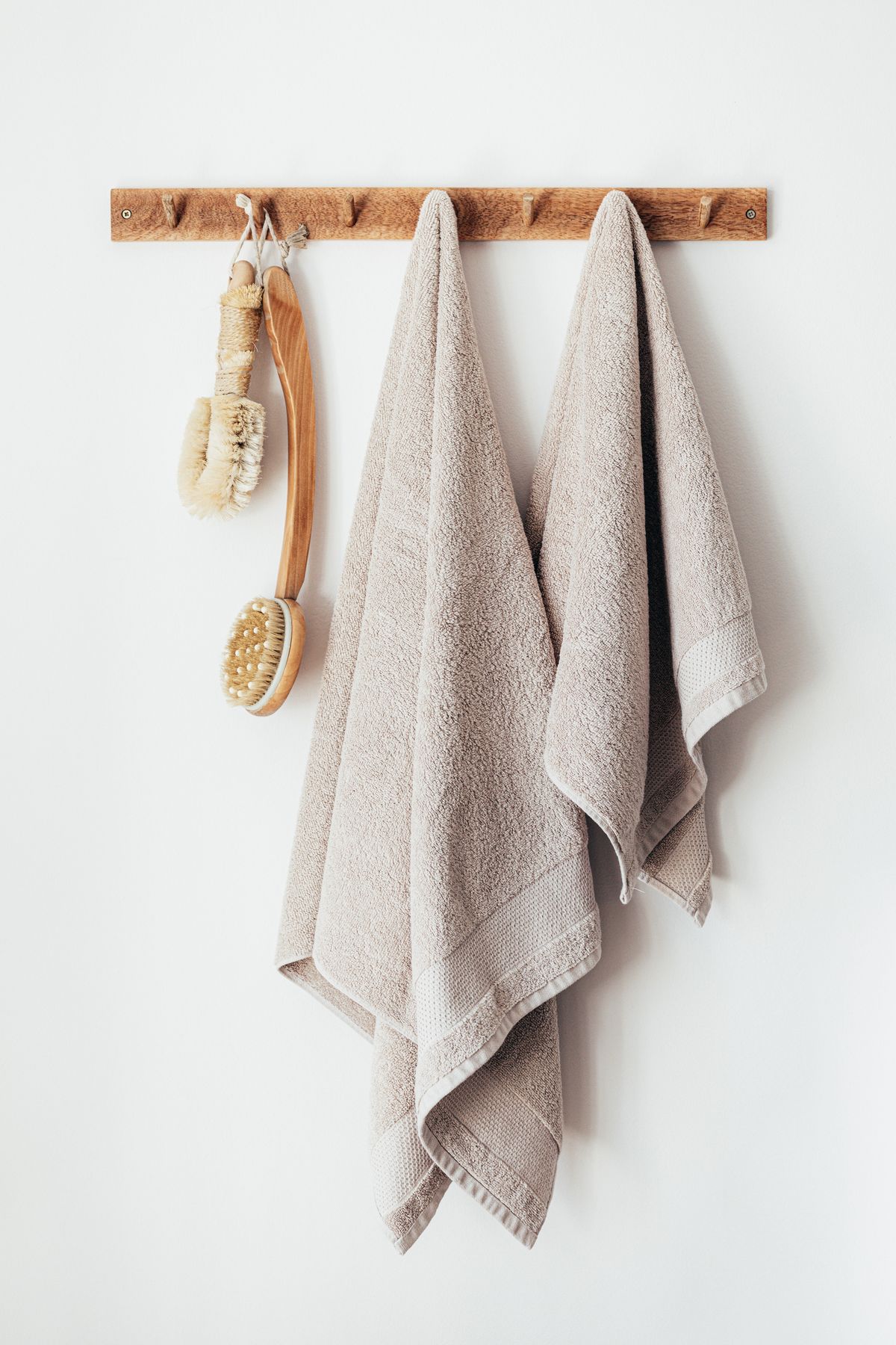 Spa-style towels and tools at a nail salon